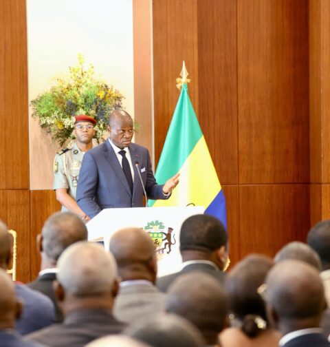 Oligui Nguema réunit les partis politiques pour poser les fondations de la nouvelle République