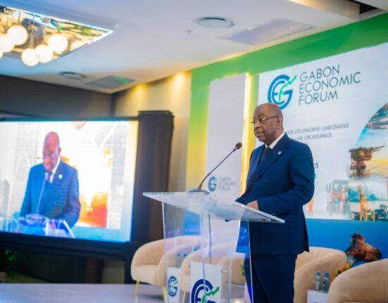 Accompagné de plusieurs membres du Gouvernement, le Vice-Président du Gouvernement, M. Alexandre BARRO CHAMBRIER, a ouvert les travaux du Gabon Economic Forum ce lundi 07 juillet 2025 à Libreville.
