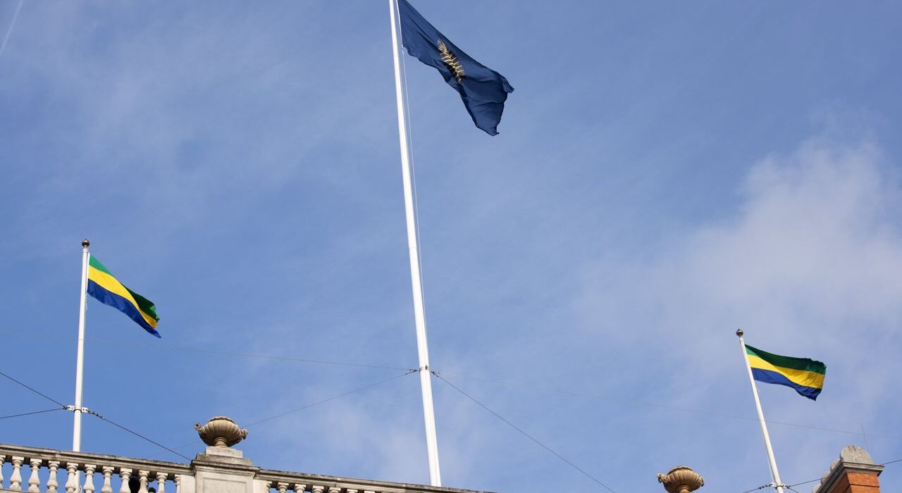 Le 15 juillet 2025, le Groupe d’Action Ministériel du Commonwealth (CMAG) a officiellement levé la suspension partielle du Gabon, en vigueur depuis septembre 2023.